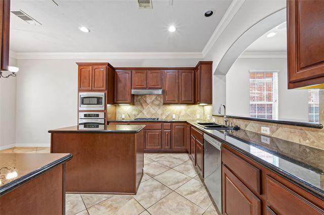 13318 Olive Trail, Houston, TX 77077