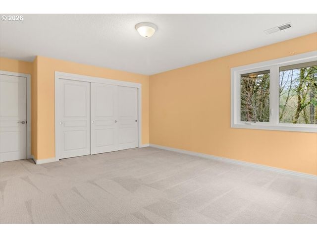 9820 Nw SKYVIEW Dr, Portland, OR 97231