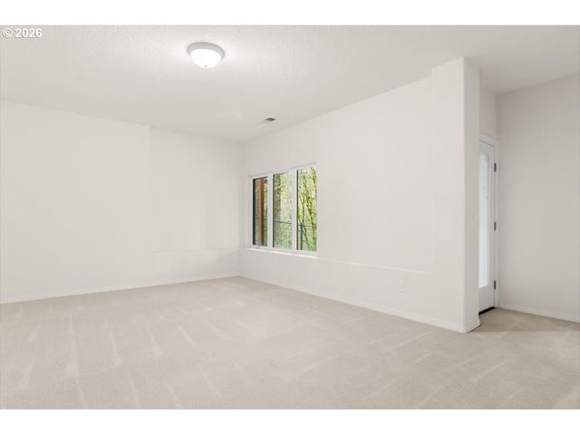 9820 Nw SKYVIEW Dr, Portland, OR 97231