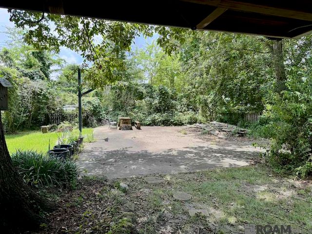 1822 Avondale Dr, Baton Rouge, LA 70808