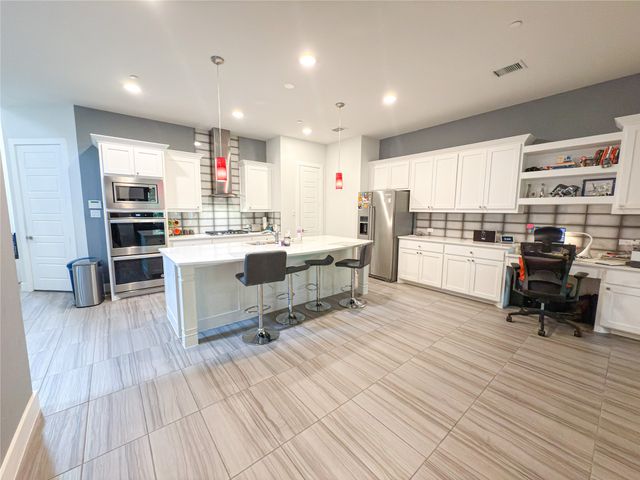 2839 Highpoint Court, Lewisville, TX 75067