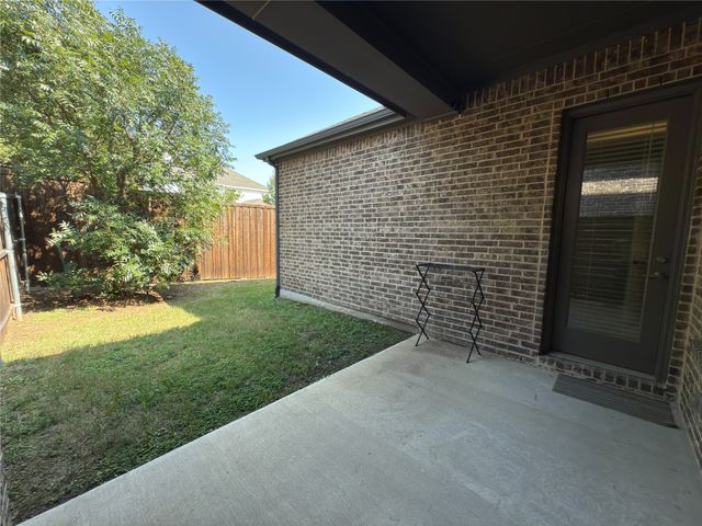 2839 Highpoint Court, Lewisville, TX 75067