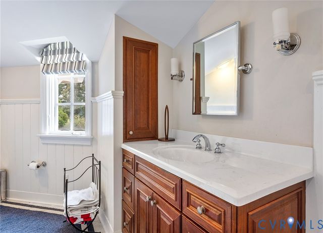 2725 Stonegate Ct, Midlothian, VA 23113