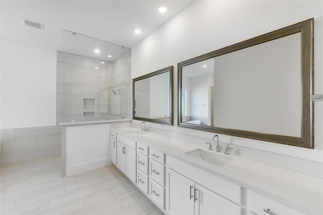 1559 River Point Drive, Friendswood, TX 77546