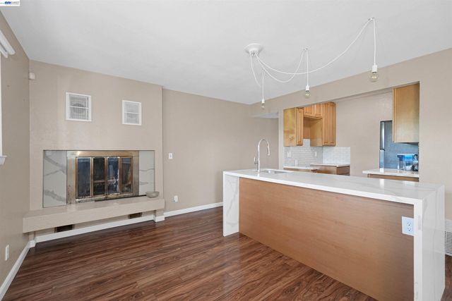 16871 Ehle St, Castro Valley, CA 94578
