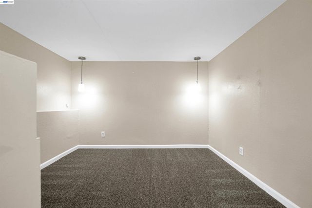 16871 Ehle St, Castro Valley, CA 94578