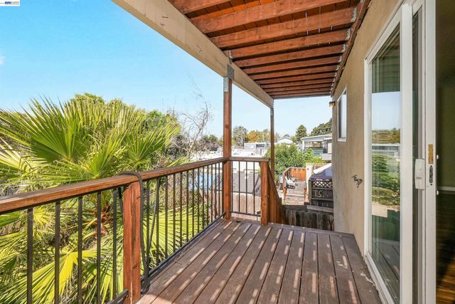 16871 Ehle St, Castro Valley, CA 94578