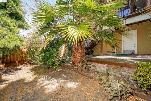 16871 Ehle St, Castro Valley, CA 94578