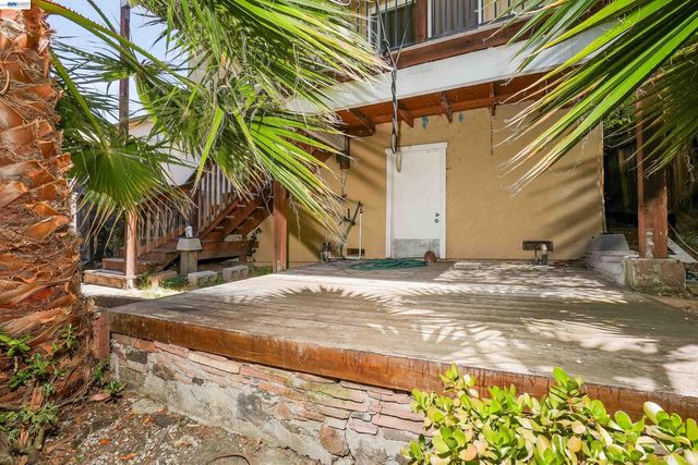 16871 Ehle St, Castro Valley, CA 94578