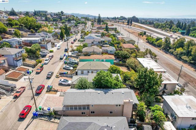 16871 Ehle St, Castro Valley, CA 94578