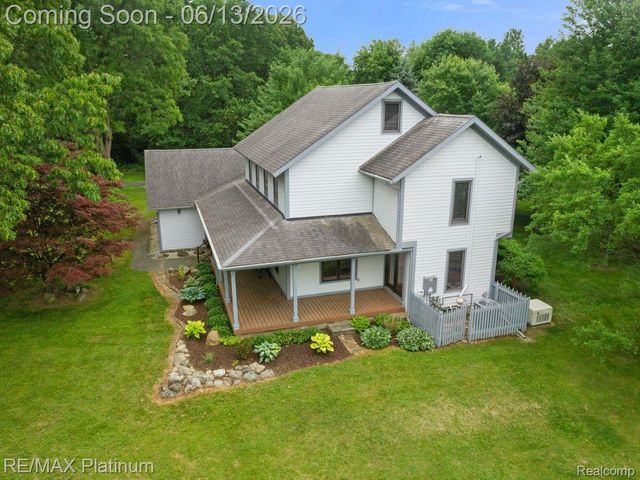 12902 Autumn Ridge Court, Brighton Township, MI 48380
