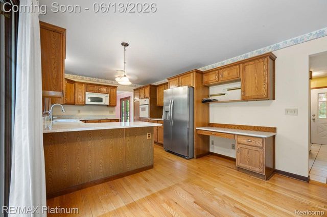 12902 Autumn Ridge Court, Brighton Township, MI 48380