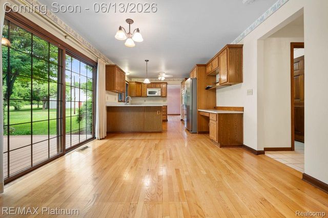12902 Autumn Ridge Court, Brighton Township, MI 48380
