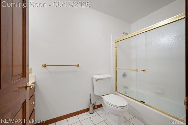 12902 Autumn Ridge Court, Brighton Township, MI 48380