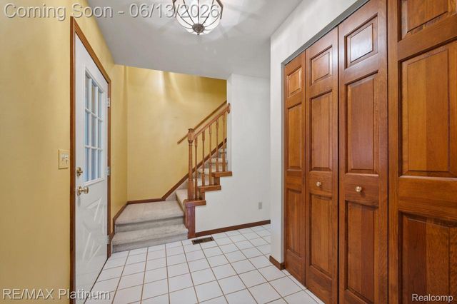 12902 Autumn Ridge Court, Brighton Township, MI 48380