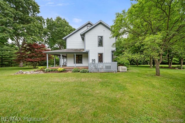 12902 Autumn Ridge Court, Brighton Township, MI 48380