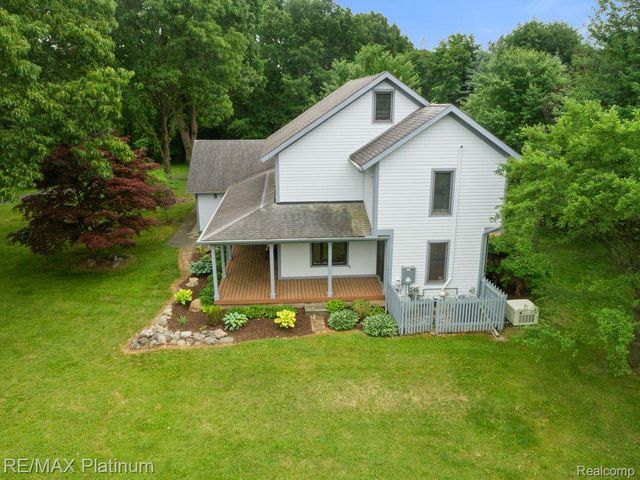 12902 Autumn Ridge Court, Brighton Township, MI 48380