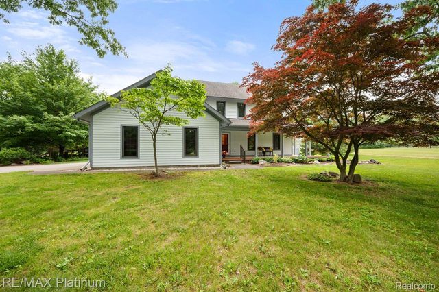 12902 Autumn Ridge Court, Brighton Township, MI 48380