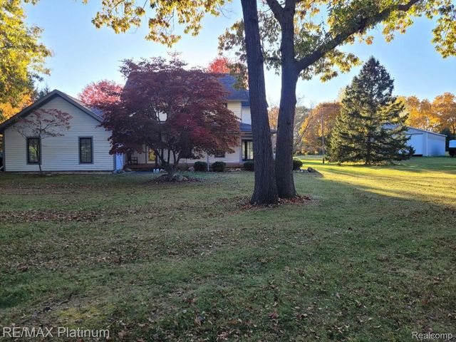 12902 Autumn Ridge Court, Brighton Township, MI 48380