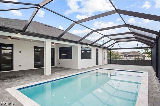 1709 SW 43rd LN, Cape Coral, FL 33914