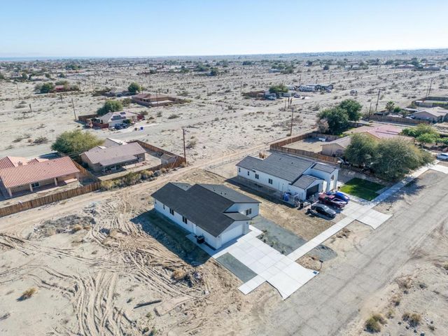 2864 Vista Avenue, Thermal, CA 92274