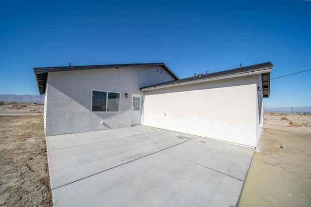 2864 Vista Avenue, Thermal, CA 92274