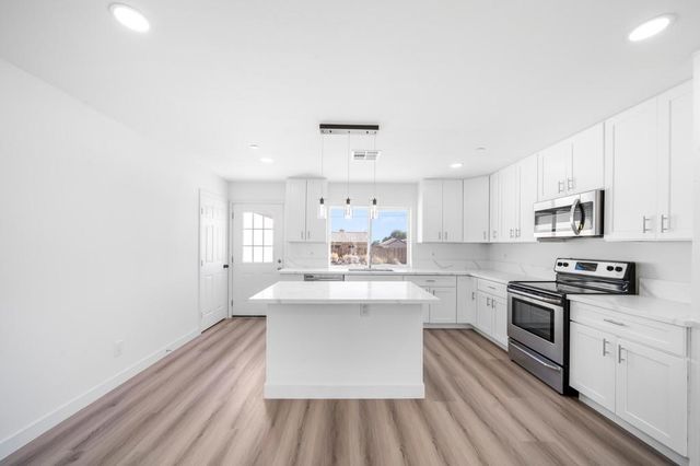 2864 Vista Avenue, Thermal, CA 92274