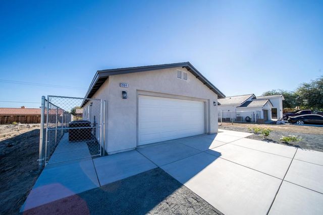 2864 Vista Avenue, Thermal, CA 92274