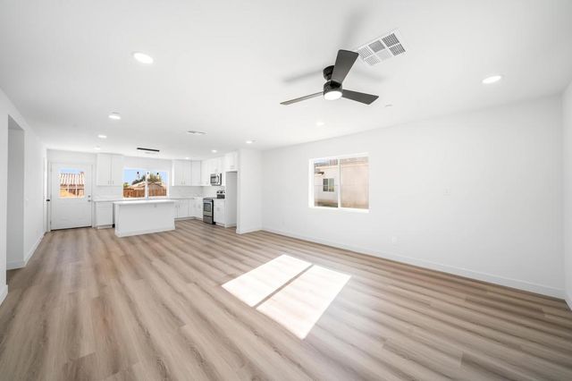 2864 Vista Avenue, Thermal, CA 92274