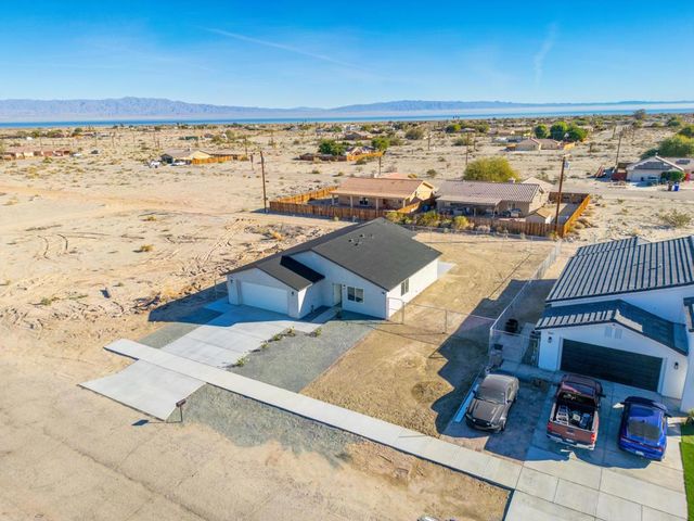2864 Vista Avenue, Thermal, CA 92274