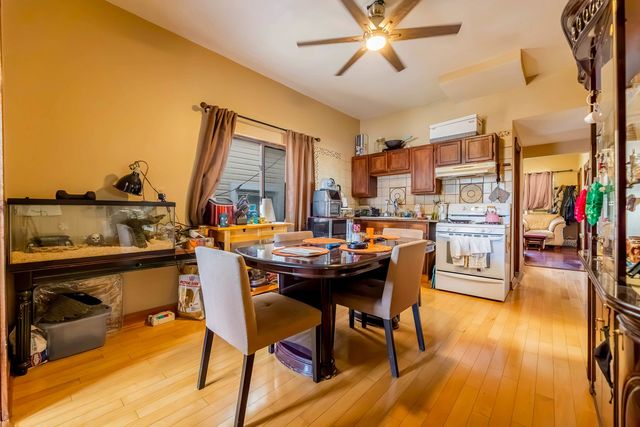 4943 S Hoyne Avenue, Chicago, IL 60609