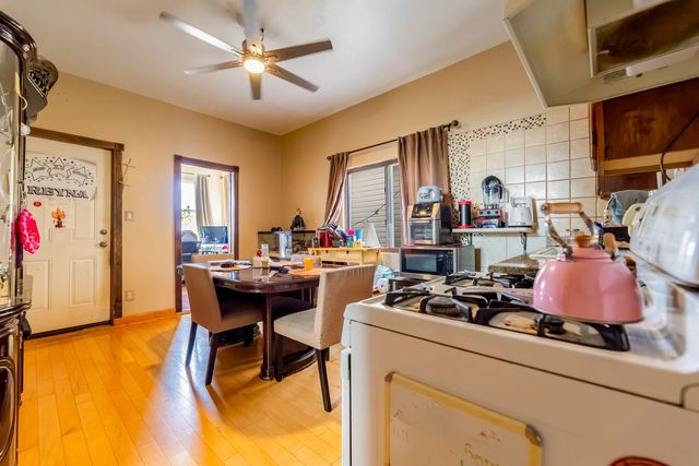 4943 S Hoyne Avenue, Chicago, IL 60609