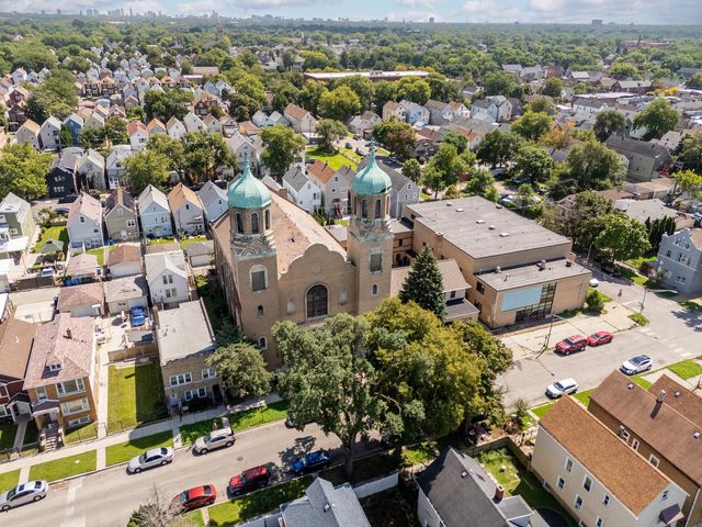 4943 S Hoyne Avenue, Chicago, IL 60609