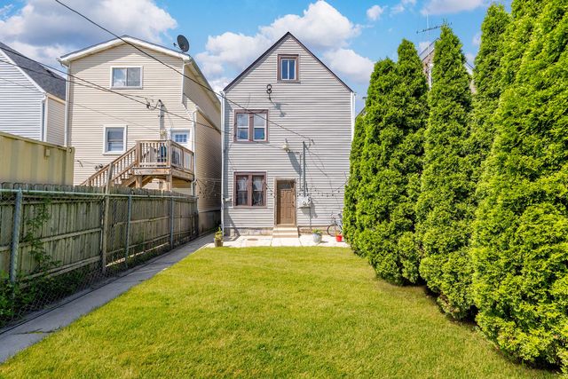 4943 S Hoyne Avenue, Chicago, IL 60609