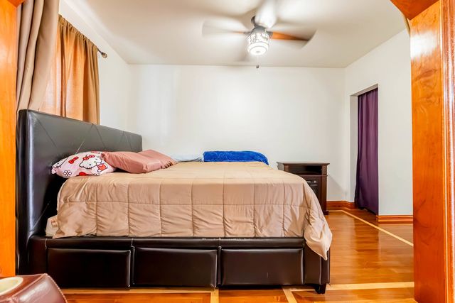 4943 S Hoyne Avenue, Chicago, IL 60609