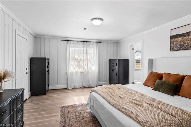 2432 Holcomb Road, Yadkinville, NC 27055