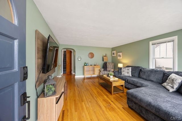 204 Woodland Road, Geddes, NY 13219