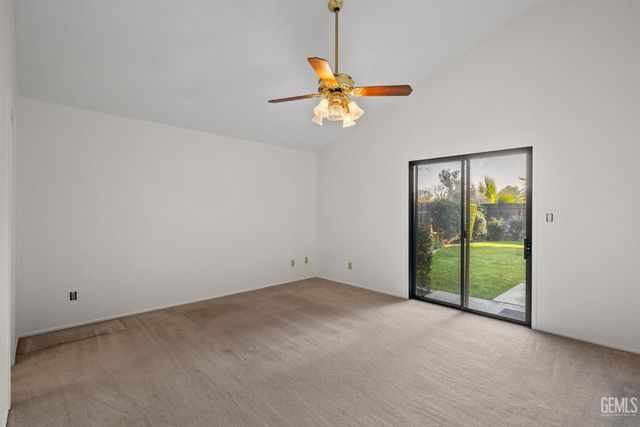 3000 Victoria Way, Bakersfield, CA 93309