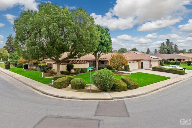 3000 Victoria Way, Bakersfield, CA 93309