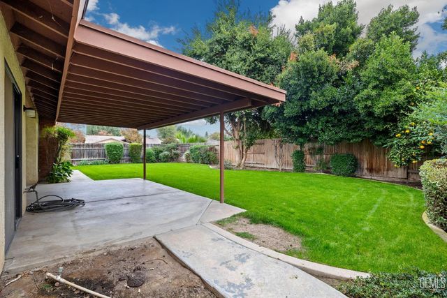 3000 Victoria Way, Bakersfield, CA 93309