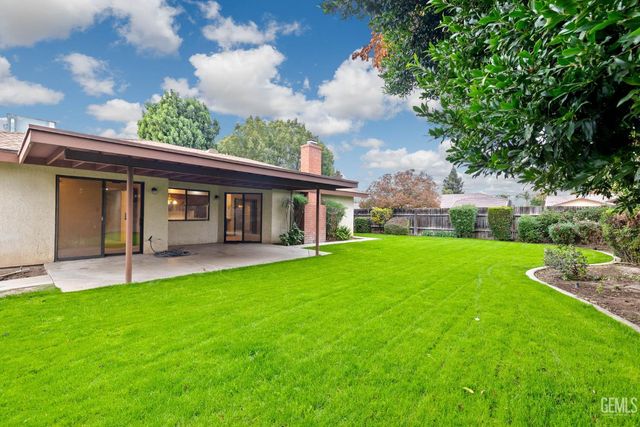 3000 Victoria Way, Bakersfield, CA 93309