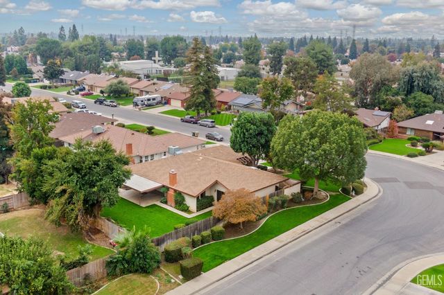 3000 Victoria Way, Bakersfield, CA 93309