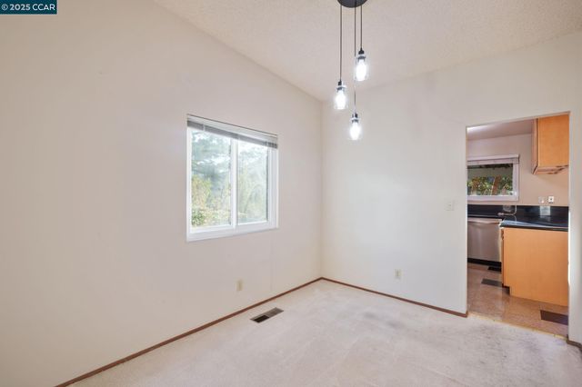 581 Mt Dell, Clayton, CA 94517