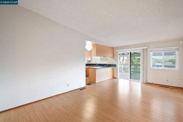 581 Mt Dell, Clayton, CA 94517