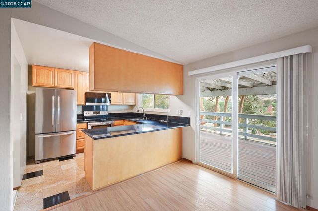 581 Mt Dell, Clayton, CA 94517