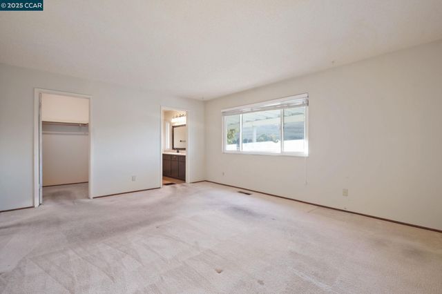 581 Mt Dell, Clayton, CA 94517