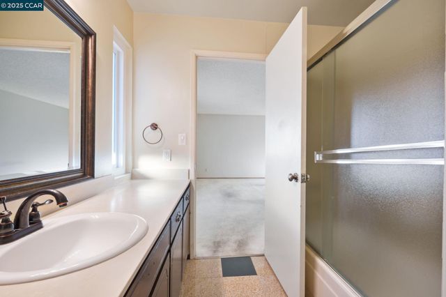 581 Mt Dell, Clayton, CA 94517