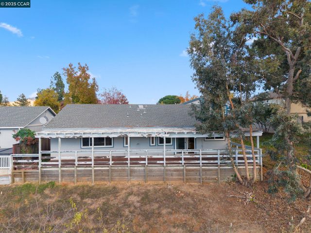 581 Mt Dell, Clayton, CA 94517