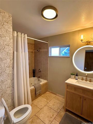 245 Hualani Street A, Kailua, HI 96734