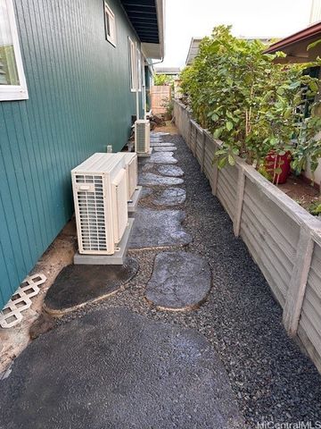 245 Hualani Street A, Kailua, HI 96734